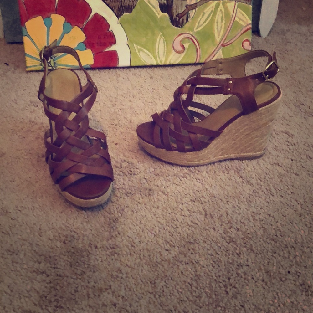 Brown wedges